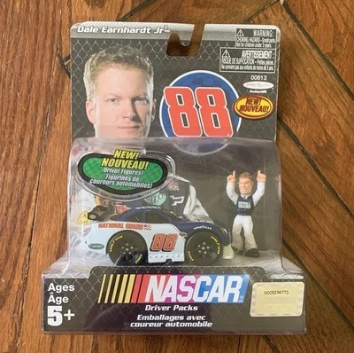 2009, #88 Dale Earnhardt Jr. NASCAR, coche de carreras con estatuilla de conductor Foto 1 de 2