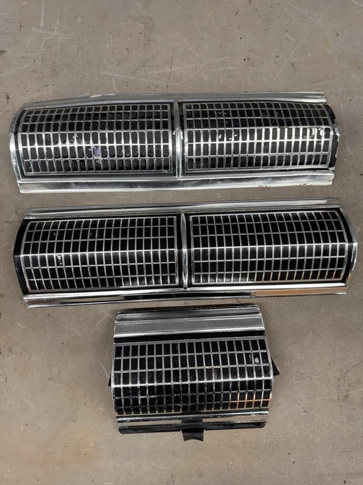 Mercury Comet 1964 maletero cala panel trasero moldura tapa de gas puerta moldura luz trasera OEM Foto 1 de 4