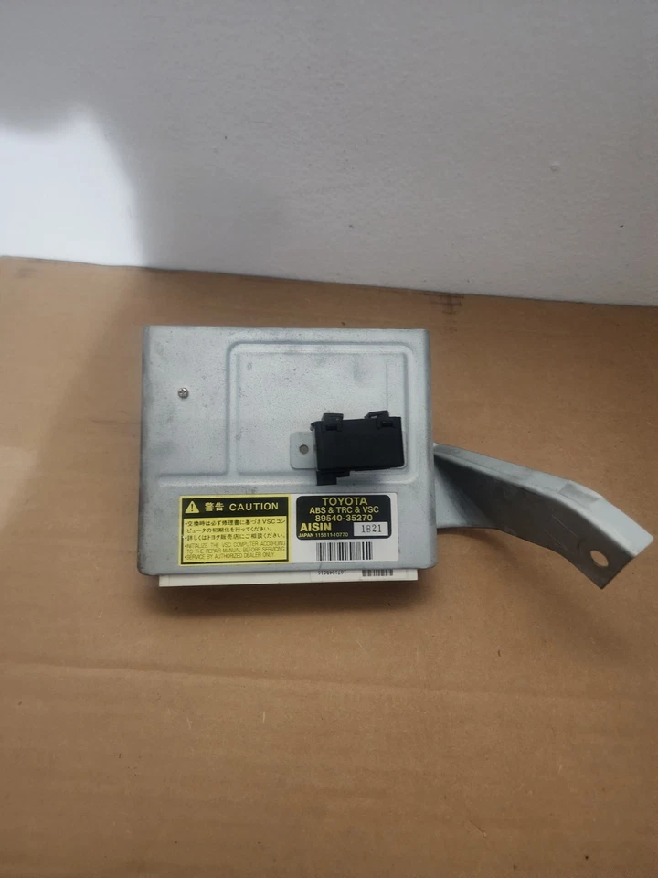 2001-2002 TOYOTA 4RUNNER ABS VSC TRAC CONTROL MODULE 89540-35270 - Image 1 of 4