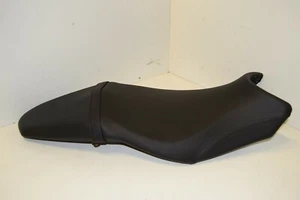 Triumph Street Triple sedile doppio produttore di apparecchiature originali T2304083 TRI # 142 - Foto 1 di 4