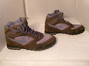Vintage 1993 Nike Caldera Hiking Boots Women Size 6.5 - Picture 1 of 13