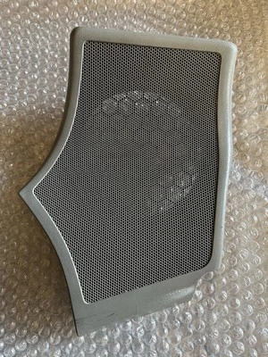 Renault Kangoo Front Dash Speaker Covers L/R - Image 1 of 4