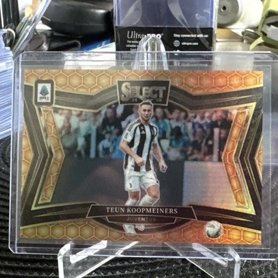 2024-25 Select Serie A Teun Koopmeiners Field Level Honeycomb Juventus - Image 1 of 2