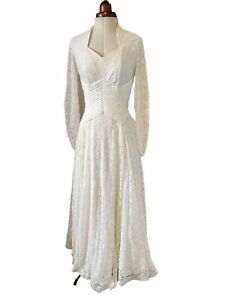 VINTAGE 1950’s IVORY LACE WEDDING DRESS