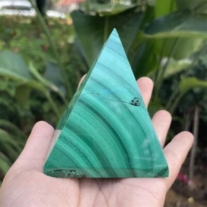 0.9LB 2.9" Natural Malachite Pyramid Quartz Crystal Carving Healing Reiki C1 - Foto 1 di 10