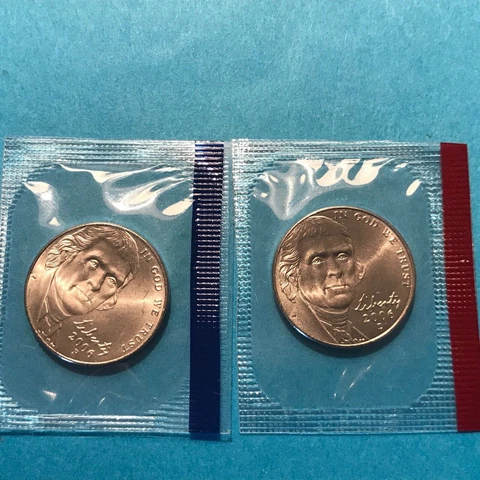 2006 P&D Jefferson Nickel  From Mint Set Unc    FREE SHIP Cover