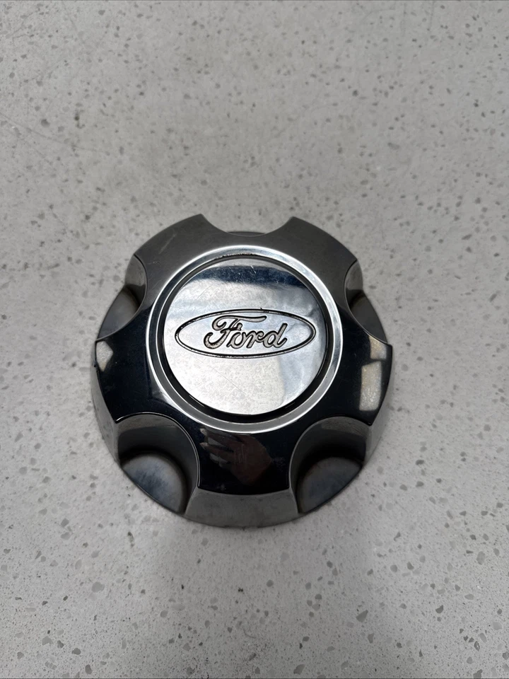 Tapa central Ford Ranger Crown Victoria 1998-2011 Foto 1 de 4