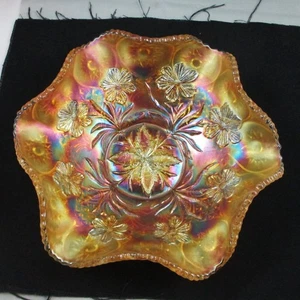 MILLERSBURG PRIMROSE MARIGOLD CARNIVAL GLASS BOWL FINE CUT HEART - Picture 1 of 5