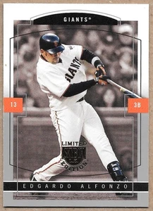 2004 SkyBox LE #28 Edgardo Alfonzo San Francisco Giants - Picture 1 of 2