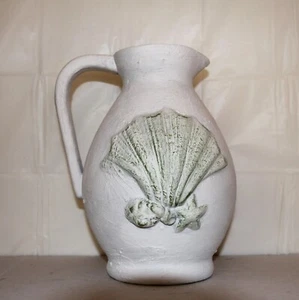 Schwerer Tonkrug Handarbeit grob mit Muschel Meer Meer Strand Akzent - SALE - Bild 1 von 4