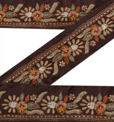 Borde de sari de colección Sánskriti bordado a mano artesanía india adornos encaje 1 yarda marrón Foto 1 de 4