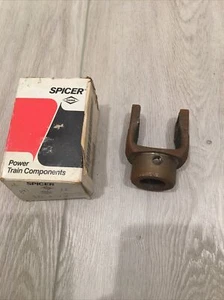 Spicer Power Train Components End Yoke 10-4-73 - Picture 1 of 4