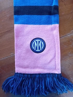 SCIARPA INTER UFFICIALE LOGO NUOVO DONNA in ACRILICO TUBOLARE ROSA RICAMATA 014 - Immagine 1 di 3