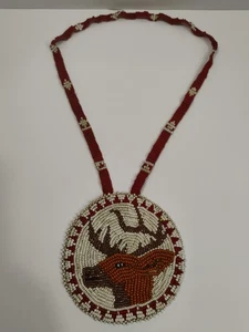 Collana antica perle semi nativi americani medaglione cervo/alce fatta a mano - Foto 1 di 15