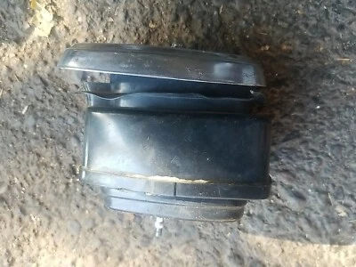 66-69 Honda CM91 C90 Cub Airbox Air Filter Box w/ Mount Bolt OEM -60 B5 Foto 1 de 3