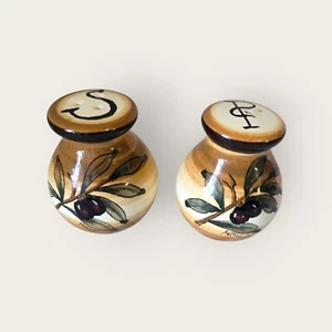 Vintage Salt And Pepper Shakers Italian Style Olive Branch Design - Picture 1 of 9