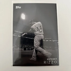 Topps On Demand Anthony Rizzo 2018 #13 blanco y negro PR=/1666 Cubs - Imagen 1 de 2