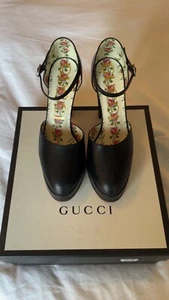 Gucci Leather Platform Mary Jane Pumps. Womens size 9. Smooth leather exterior, - Picture 1 of 4