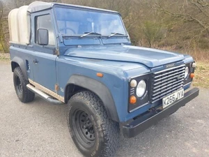 Land Rover Defender 90 200 Tdi 1993 Just 84,000 miles with history & old mots - Picture 1 of 17