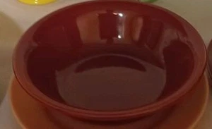 FRANCISCAN EL PATIO VINTAGE 1960s GLADDING-McBEAN COUPE CEREAL BOWL MAROON - Picture 1 of 8