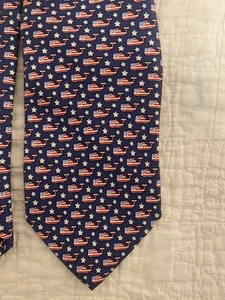 Vineyard Vines Tie Patriotic Flag Whales Stars Silk 58 X 3.25 Made In USA - Picture 1 of 4