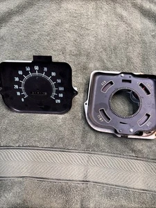 1968 Chevelle El Camino gauge cluster warning light and speedometer - Picture 1 of 4
