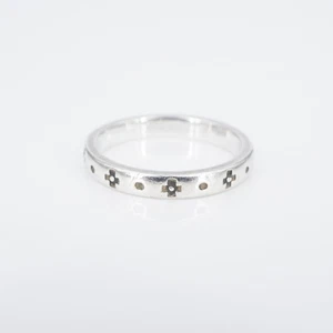 James Avery Stackable Cross Ring Eternity Band Sterling Silver Sz 7.5 HTF RS3830 - Picture 1 of 3