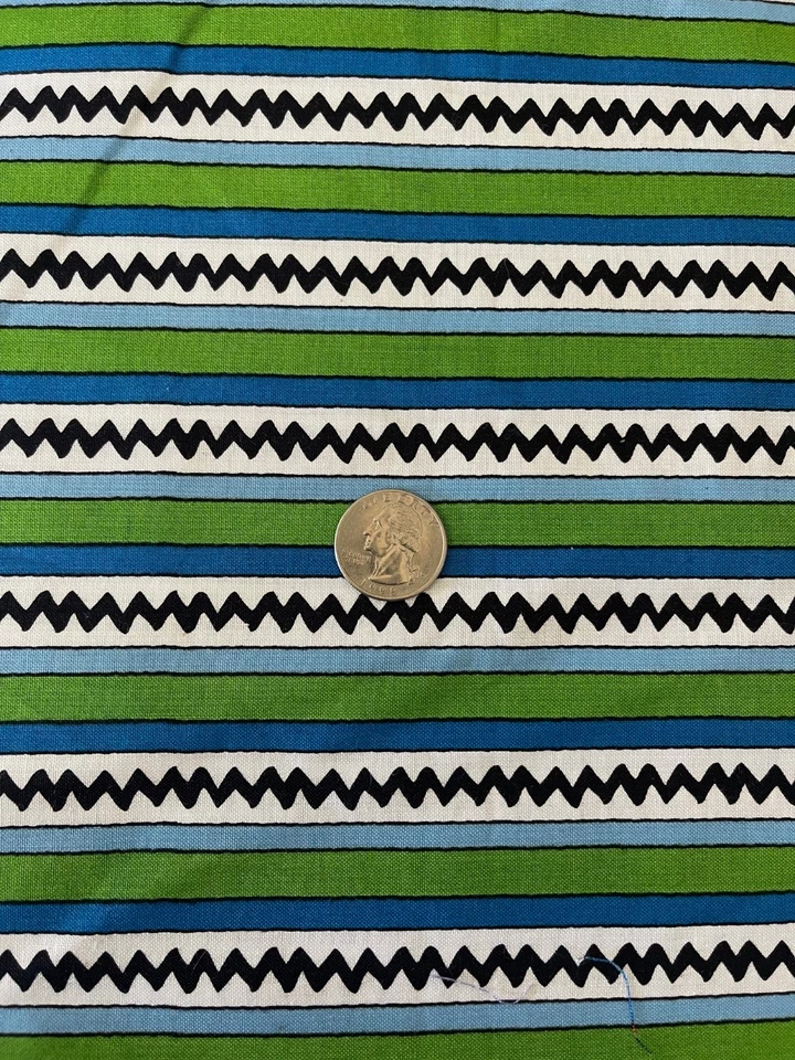 PEANUTS CHARLIE BROWN ZIG ZAG BLUE GREEN  100% COTTON FABRIC - Image 1 of 1