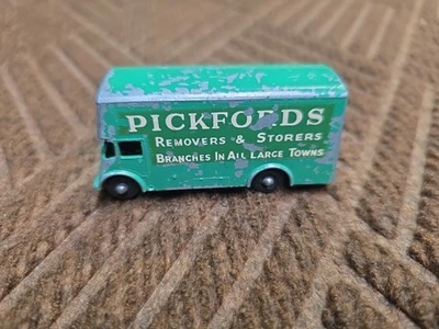 Matchbox Lesney Green Pickfords Removers & Storers Removal Van No. 46 Box Truck - Image 1 of 4