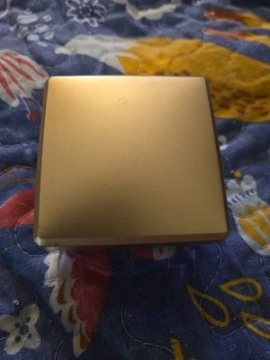 Brand New Signature Club A Encapsulated Bright Light & Energy For Skin - Image 1 of 4