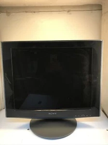 Sony 19" Adjustable TFT LCD Color Computer Display Monitor SDM-HS94P tested - Picture 1 of 8