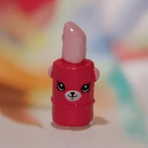 Lápiz labial Shopkins Happy Places temporada 1 Dreamy Bear Welcome Pack Bear #169 - Imagen 1 de 3