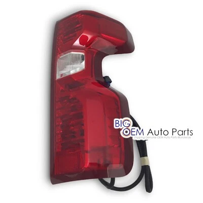Luz trasera lateral para pasajero Chevrolet Silverado 2500 3500 20-23 OEM 85079090 Foto 1 de 4