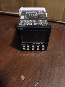 NEW Omron Automation and Safety H5CX-A-N Digital Chronograph Timer Relay - Picture 1 of 3