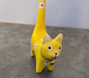 Yellow Kitty Cat Figurine Ring Holder Daisies Boho Sassy 2.5” x 4” - Picture 1 of 5
