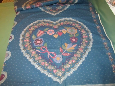 Almohadas acolchadas vintage de tela de edredón de 4 paneles de corazón de 34" x 44" de ancho Foto 1 de 4