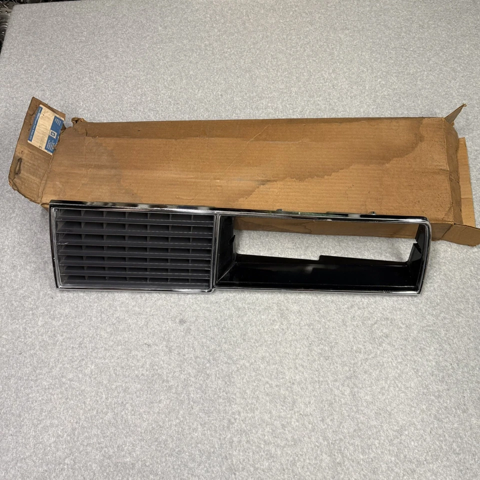 1982-1991 Pontiac 6000 Left Grille Assy Drivers Side New NOS - Image 1 of 4