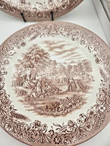 Tu elección: platos, tazones, taza/platillo marrón de Churchill Currier and Ives Harvest - Imagen 1 de 36