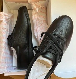 Easy Spirit Shoes Women’s Size 9 Wide Black Leather ESAP1 Brand New In Box - Picture 1 of 4