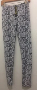 Women's Black/White Leggings W Fur Lining NWT By New Mix Size: One Size - Picture 1 of 3