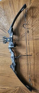 Martin Archery Compound Bow Lynx Sport Shooting 25-35lb Peak Weight 26" Draw LFT - Picture 1 of 17