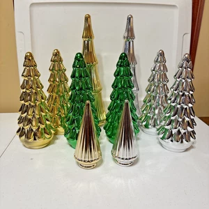 10 Hollow Plastic Christmas Tree Figures Decor, Silver, Gold, Green 6"-13"H NWT - Picture 1 of 1