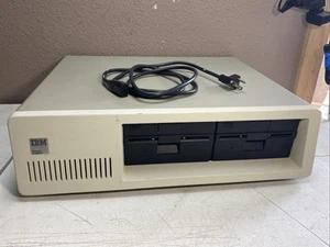 Vintage IBM PC XT 5150 Personal Computer Dual Floppies /parts Or Repair (read) - Picture 1 of 21
