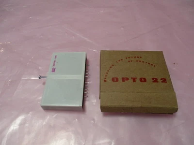 Opto 22 DA4 Day Digital Analog Converter Module, 423351 - Image 1 of 4