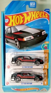 Hot Wheels '92 Ford Mustang HYY68 HW:'70s VS.'90s Black/Red FTE 7/10 - Picture 1 of 7