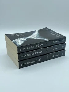 Fifty Shades Trilogy: Fifty Shades of Grey by E L James (Paperback) - Imagen 1 de 4