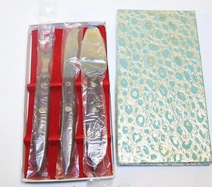 De colección Puente Fiesta Azafata Regalo Acero Inoxidable Madera Queso Juego de Servir MCM - Imagen 1 de 5