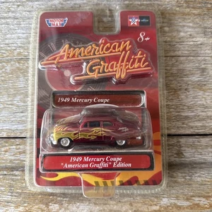 Motor Max American Graffiti 1949 cupé Mercury, rojo, 1:64, nuevo en caja - Imagen 1 de 2