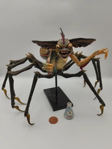 NECA Gremlins 2 - Spider Gremlin Deluxe Action Figure - FREEPOST - Picture 1 of 7