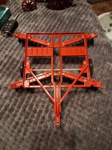 Vintage Ertl International Harvester vier Rollen Scheibe rot Druckguss Teile Reparatur - Bild 1 von 3